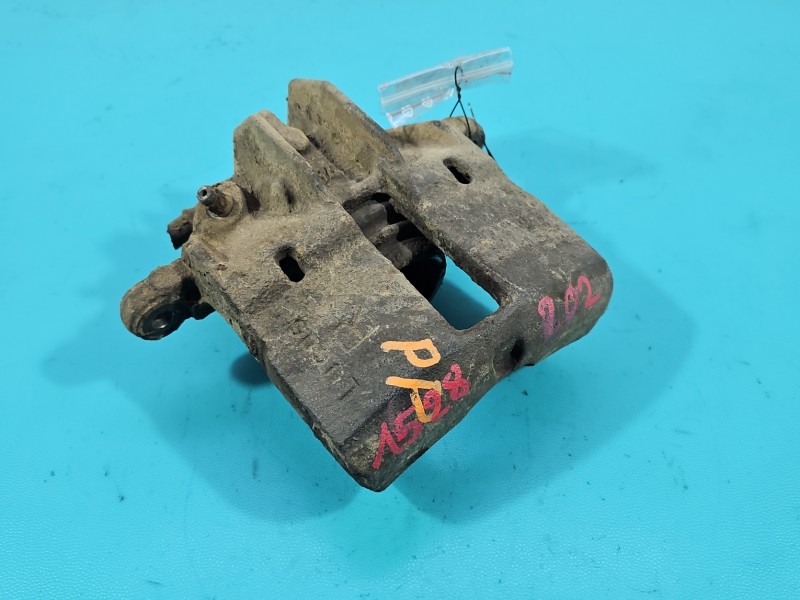 Zacisk przód prawy Mitsubishi Space star 1.3 16V