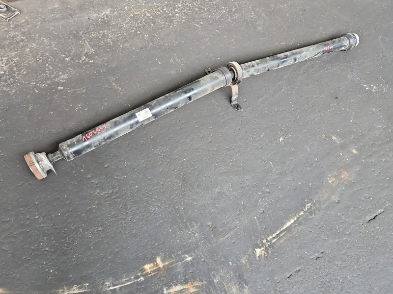 Wał napędowy tył Audi A4 B9 2.0 tdi DET 8W0521101
