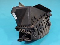 Obudowa filtra powietrza Audi A4 B7 06B133833G, 06B133837AG 2.0 20V