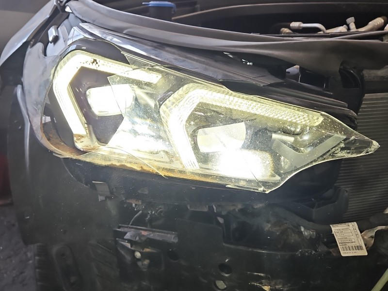 Reflektor prawy lampa przód BMW iX1 U11 EUROPA 5A5BD48-02