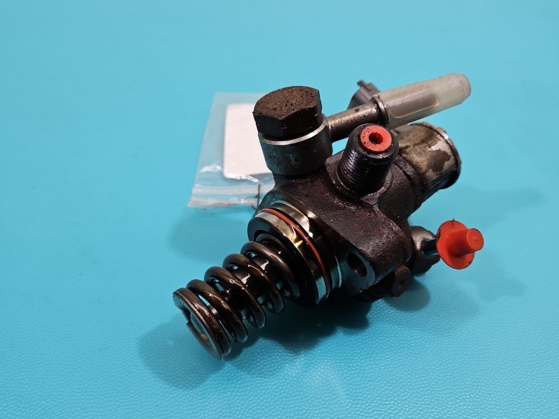 Pompa wtryskowa Opel Astra V K 55513149 1.5 cdti Pompa wtryskowa Opel Astra V K 55513149 1.5 cdti