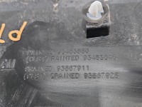 Listwa drzwi tył prawa Renault Trafic III 93453580, 93453646, 93867928 HB