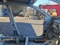 Próg lewy SŁUPEK ŚRODKOWY B Toyota Aygo II 14-22 HB 5d srebrny 1E7/FB21