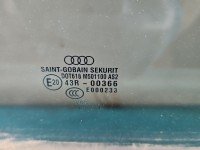 Szyba drzwi tył lewa Audi A8 D3 sedan