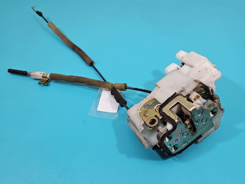 Zamek przód lewy Honda Accord VII 02-08 EUROPA Producent części: Honda, Europejska, 2x wtyczka 2pin,3pin