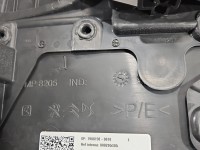 Tapicerka drzwi tył lewa boczek Peugeot 2008 II 98424827ZD