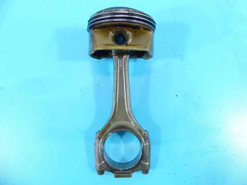 Tłok Porsche Panamera I 970 M4840 4.8 V8 400KM