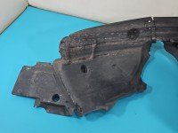 Nadkole przód prawe Mercedes W205 A2056912800