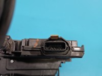 Zamek tył lewy Renault Clio IV 12-20 4pin 825016604R