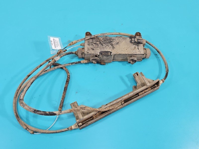 Hamulec ręczny elektryczny Renault Scenic II 8200311379