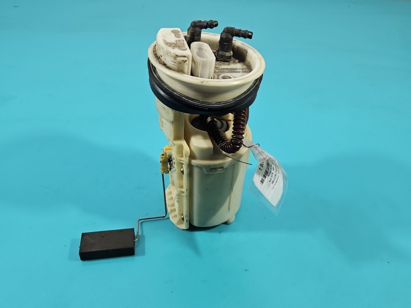 pompka Pompa paliwa Audi A3 8L 1.6 sr 1J0919051H Producent części: Audi, Benzyna, 4pin