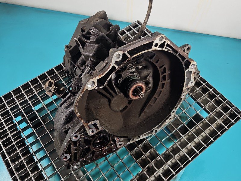 Skrzynia biegów F17C374 Opel Astra II G 1.6 16V Skrzynia biegów F17C374 Opel Astra II G 1.6 16V