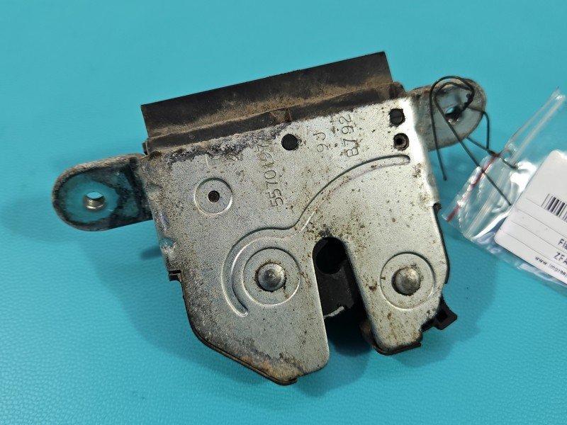 Zamek klapy tył 5570197 Fiat Punto EVO 09-12 HB Zamek klapy tył 5570197 Fiat Punto EVO 09-12 HB