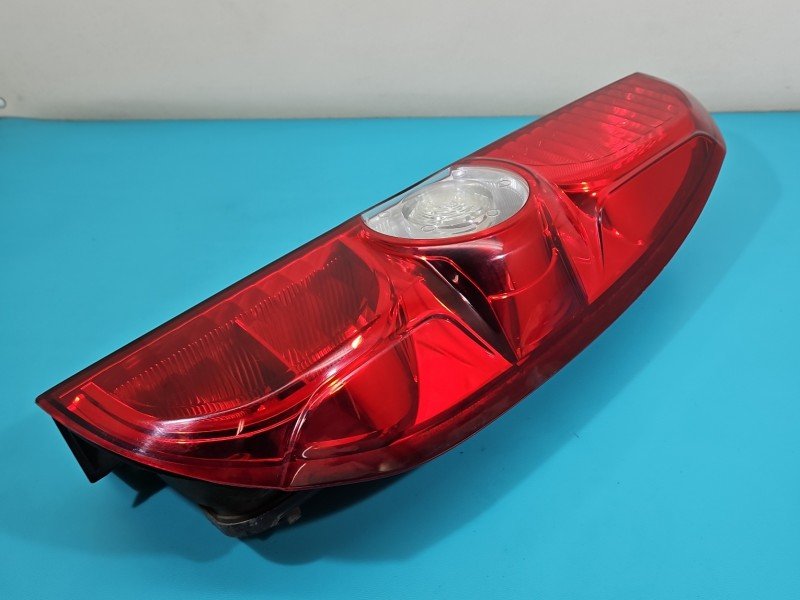 Lampa tył prawa Fiat Doblo II HB Lampa tył prawa Fiat Doblo II HB