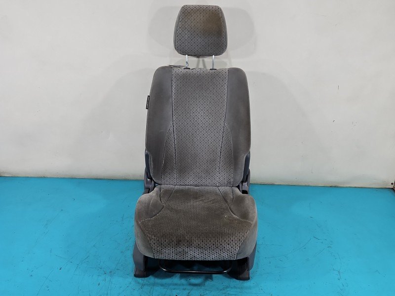 Fotel prawy przód pasażera Hyundai Tucson I Fotel prawy przód pasażera Hyundai Tucson I