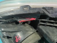 Reflektor prawy lampa przód Toyota Avensis II T25 EUROPA