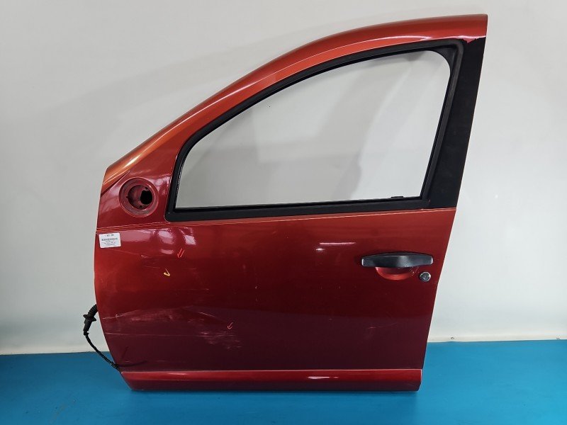 DRZWI PRZÓD LEWE KIEROWCY Dacia Sandero I 08-12 5d bordowy TEB76