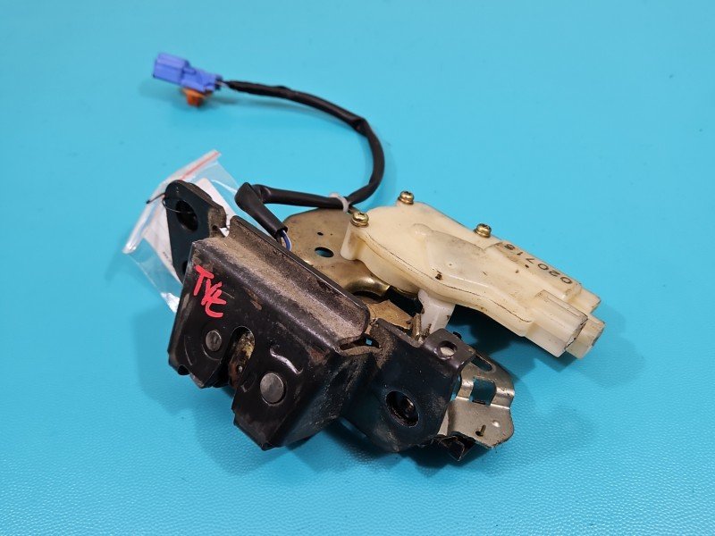 Zamek klapy tył Honda Jazz II HB