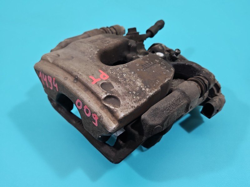 Zacisk tył prawy Mercedes W213 2.0 CDI kombi Zacisk tył prawy Mercedes W213 2.0 CDI kombi