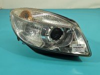 Reflektor prawy lampa przód Skoda Fabia II EUROPA