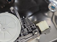 Podnośnik przód lewy INFINITI QX50 862040-0220 5d HB