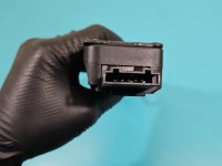 Zamek klapy tył 4F9827383E AUDI Q5 08- HB Producent części: Audi, dociąg, 5pin