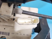 Zamek tył lewy 1697302135 Mercedes ML W164 Mercedes, Uszkodzone zapięcie wtyczki. 4pin