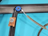 Podnośnik przód lewy Audi A3 8P 8P0959801E 3d HB