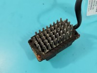 Opornik rezystor Audi A8 D2 4D0820521A