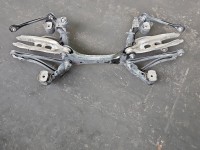 Tylna belka oś tył Audi A4 B9 2.0 TDI