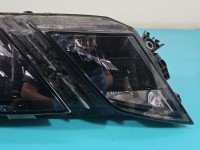 Reflektor prawy lampa przód Skoda Octavia III EUROPA