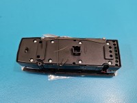 Przełącznik szyb Mercedes W212 uszkodzone mocowanie EU A2129056100