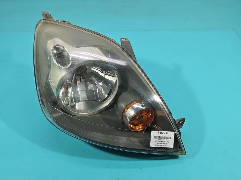 Reflektor prawy lampa przód Ford Fiesta Mk6 EUROPA