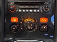 Konsola panel nawiewu Peugeot 5008 96738323XT