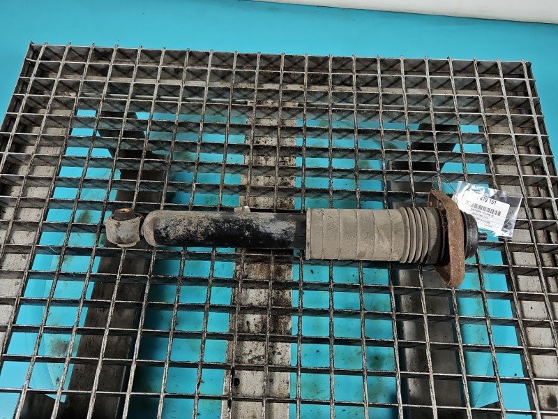 Amortyzator tył prawy INFINITI QX60 12- tylny Amortyzator tył prawy INFINITI QX60 12- tylny