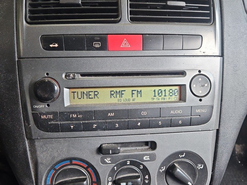 Radio fabryczne Fiat Linea 7646337316, 7354555580 radioodtwarzacz