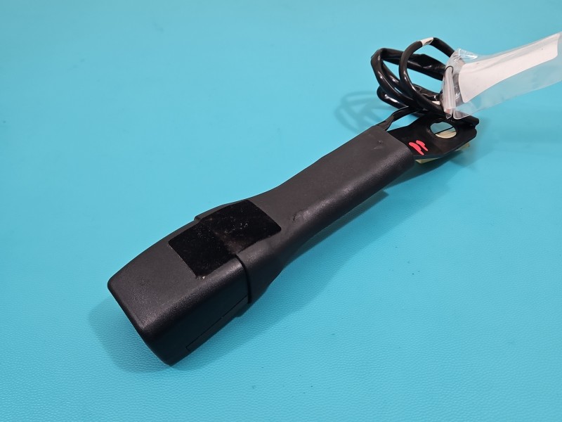 Pas bezpieczeństwa przód prawy pasażera Suzuki Sx4 S-Cross 13-21