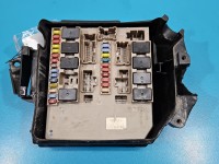 Skrzynka bezpieczników Renault Clio III 8200587123