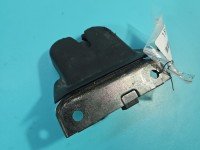 Zamek klapy tył 8E9827520 Audi A4 B6 kombi Producent części: Audi, Europejska, Zadrapania na plastikowej obudowie