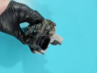 Silniczek Silnik wycieraczek przód Opel Insignia B