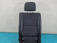 Fotel tył lewy II rząd tylny Toyota Verso 09- 2 rząd