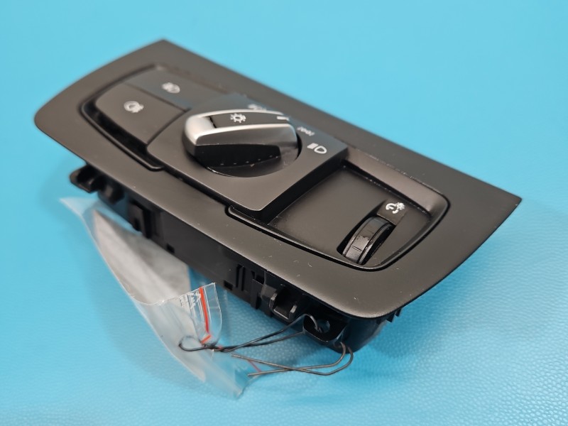 Przełącznik włącznik świateł bmw F30 9265303