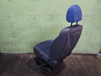 Fotel lewy przód kierowcy Fiat Scudo II 06- EU 5d Producent części: FIAT, Europejska, Uszkodzona tapicerka