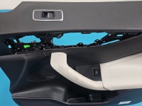 Tapicerka drzwi przód prawa boczek Jaguar F-Pace 16-