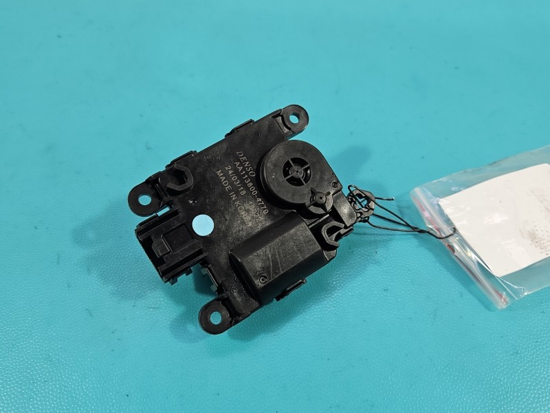 Silniczek nawiewu NAGRZEWNICY Ford Focus Mk4 AA113800-4770 EUROPA