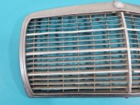 Atrapa grill Mercedes 123