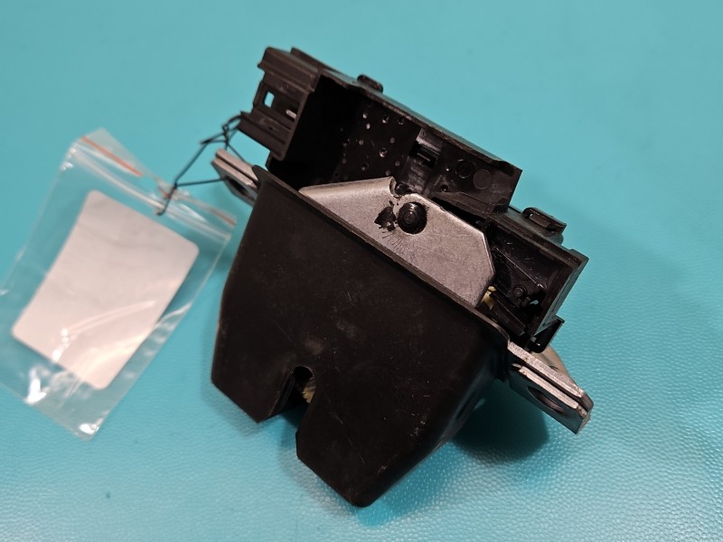 Zamek klapy tył Ford S-max II MK2 HB Producent części: FORD, Europejska, 5pin, DS7A-N442A66-AD