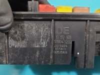 Skrzynka bezpieczników Opel Signum 13172978
