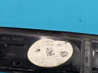 TRZECIE ŚWIATŁO STOP STOPU Jaguar XE X760 sedan