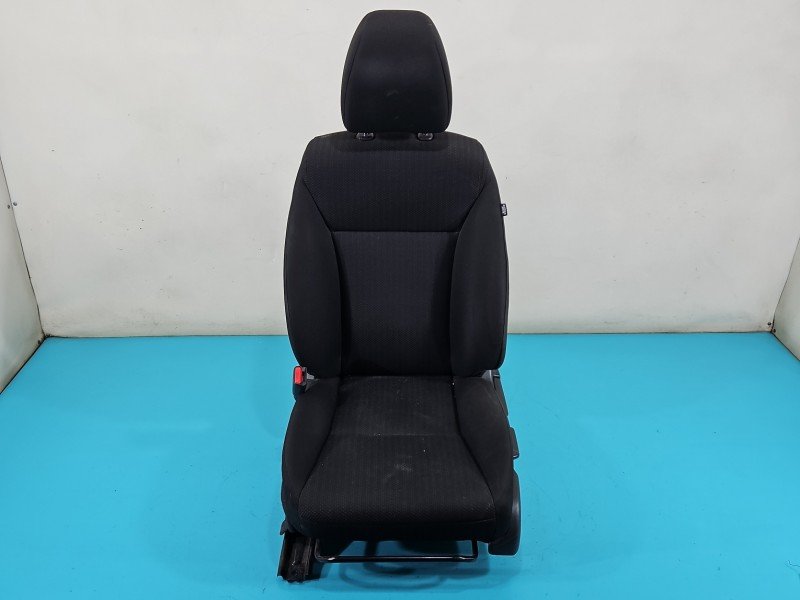 Fotel lewy przód kierowcy Honda HR-V II 13-18 EU Fotel lewy przód kierowcy Honda HR-V II 13-18 EU